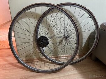 Favorit kolesa 28 622 s šestkolečkom