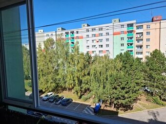 Presklenie balkóna