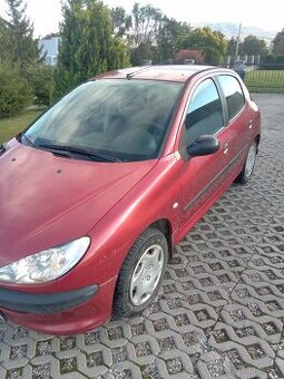Predám Peugeot 1.1, 44 kw, 132 000km.