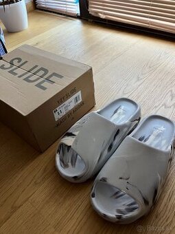 Slide Custom 2