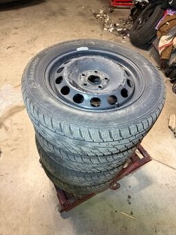 Zimné pneumatiky 205/55 r16