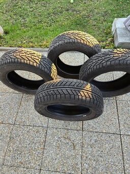 Predám zimné pneu 205/60 R16 H