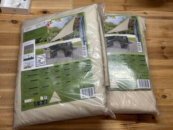 Tieniaca plachta trojuholnik