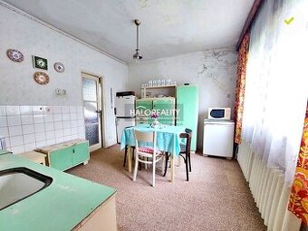 HALO reality - Predaj, rodinný dom Tlmače - 1
