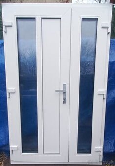 Predám dvojkridlove vchod dvere antracit/b 3sklo, 135 x 212