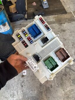 Komfortná jednotka Volvo v60 s60