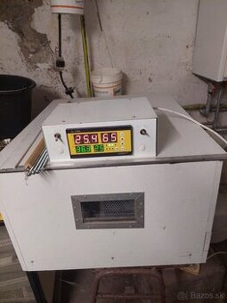 Predám  2 liahne doma robene