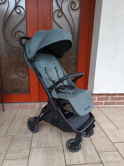 Sportovy lahky kocik Easywalker Jackey