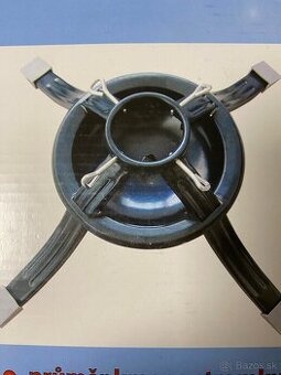 Stojan na vianočný stromček