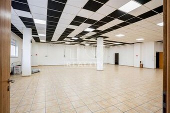 Polyfunkčný priestor Skalica, Vrchovského 2, 1982m2, Skalica