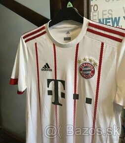 Bayern Mníchov dres