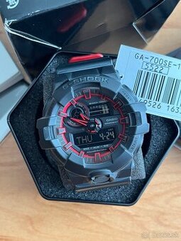 Casio G-Shock GA-700