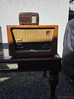 Rádio TESLA