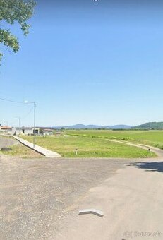 PREDAJ pozemok v obci Mikušovce