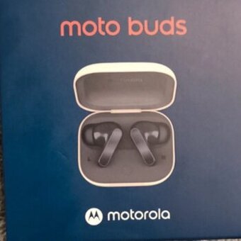 Motorola buds