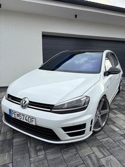 Volkswagen Golf 7 R 2.0TSI 221kw 4x4 4Motion Manuál