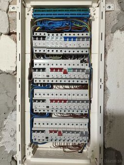 Elektrikar