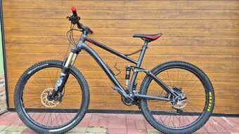 Celoodpružený horský bicykel značky  GHOST
