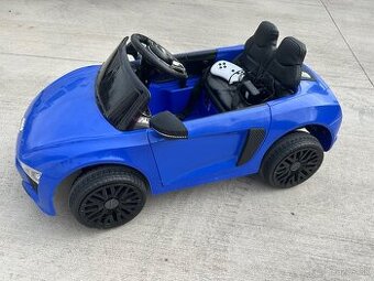 Audi R8 spyder - nabijanie cca 8-10hod - použitie cca 1-2hod