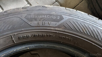 Prémiové letné pneu Goodyear EfficientGrip 2 SUV 225/65 R17