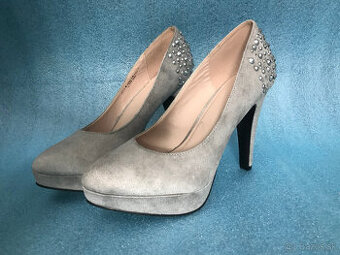 Nová dámska vychádzková obuv GRACELAND 11746501, veľkosť 40