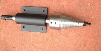 Štípací kužel traktor s vymeniteľnou špičkou - 1