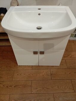 Predám kúpeľňový nábytok - 1