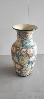 Keramická krásna váza