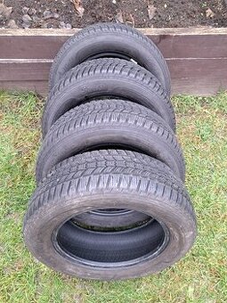 Zimne pneu 215/60 r16 - Sava eskimo XL