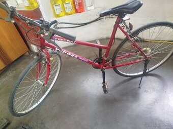 Cestný bicykel vedora