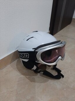 Dámska lyžiarska prilba s okuliarmi