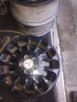 Predám disky na Mercedes Benz R17 z W211 E500