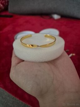 M°OY Crush náramok pozlátený