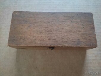 Predám zberateľské predmety rôzneho charakteru...