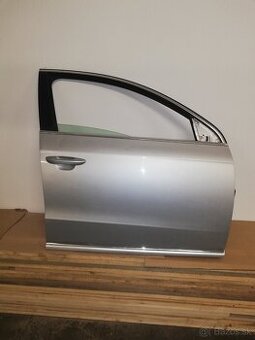 Pravé predné dvere Passat B7