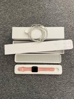 Apple Watch 42mm Space Gray 1. generácia