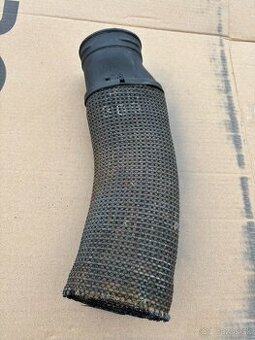 Hadica sania Mercedes pre M272 M273 A2730940311