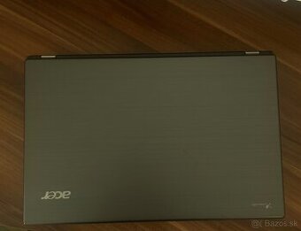 Acer Notebook - 5760ZG / 4GB RAM / 120GB SSD / Win 7