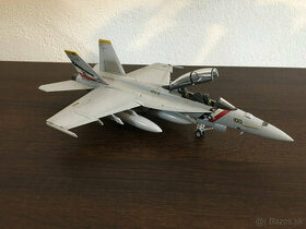 Postavený model F-18F Super Hornet 1:72 - 1