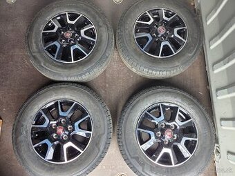 Elektrony 5x118 r16 pneu 215 75 r16c