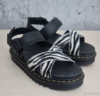 Dr. Martens Voss II EU40