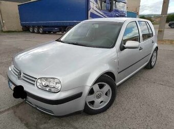 Predám Volkswagen Golf IV 1.9 TDI  66kw M5 S klímou