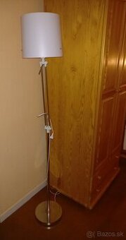 Stojaca lampa IKEA