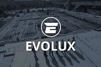 Dvojica inštalatérov alebo inštalatér+ pomocník