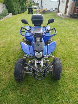 Štvorkolka Honda 250