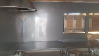 nerezove stoly 3ks celkom 600€