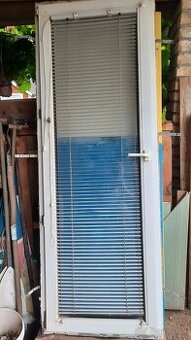 Predám balkónové plastové dvere