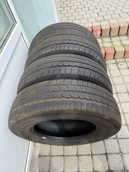 Maxxis Vansmart mcv3+, letné 205/75 R16C 113/111R
