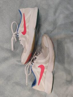 Tenisky Nike Revolution 4, veľ. 36,5, mondo 235mm.