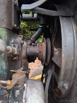 Vodná pumpa Zetor 25